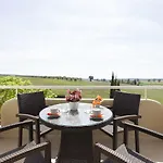 Sunny Hill Hotel