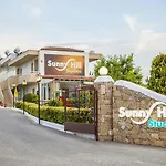 Sunny Hill Hotel