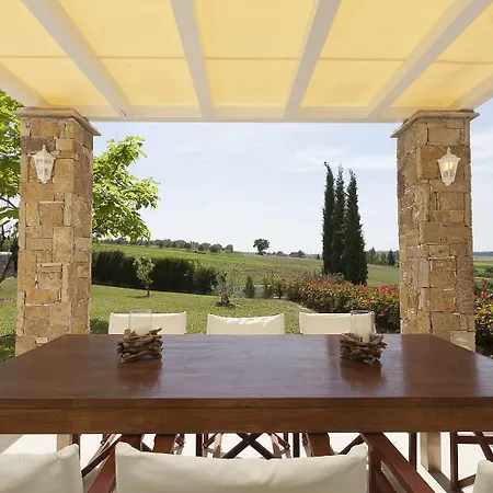 Sunny Hill Studios 3*