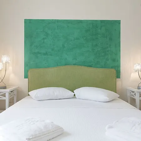 Sunny Hill Hotel