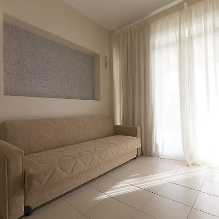 Sunny Hill Hotell 3*