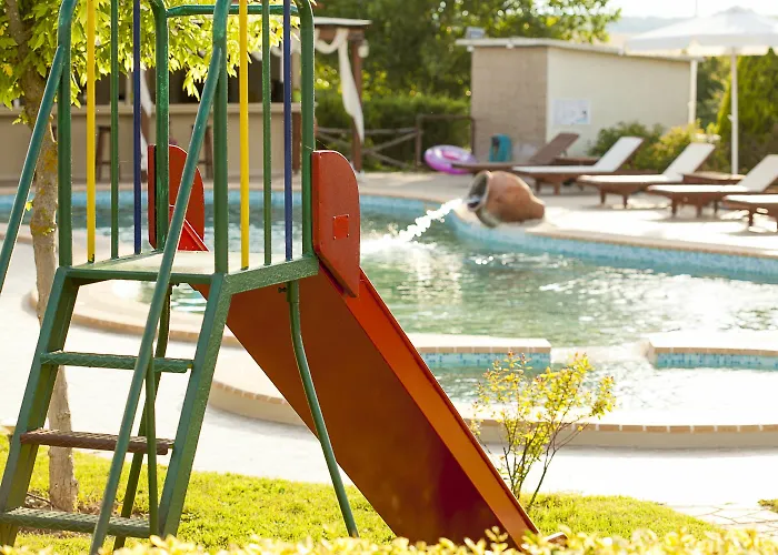 Sunny Hill Hotel 3*