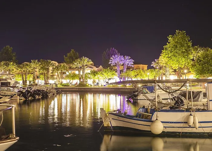 Sunny Hill Studios Отель