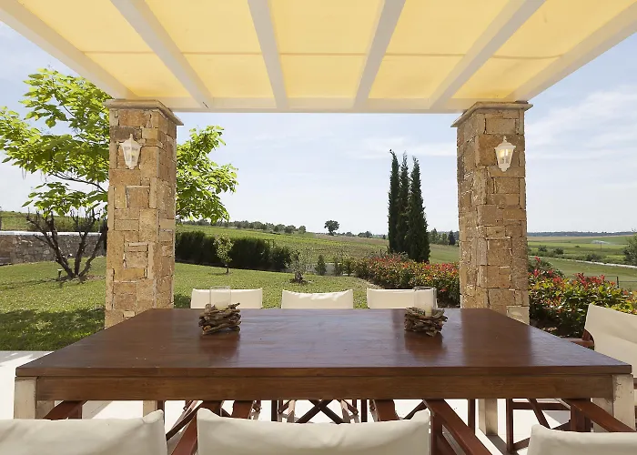 Sunny Hill Studios 3*